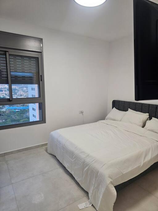 Elegant 3 Bedroom Ocean View Condo In Kiryat Yam Qiryat Yam Exterior foto